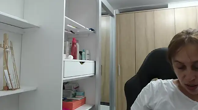 RoxanaLove9 online show from January 2025 12:55:01 AM