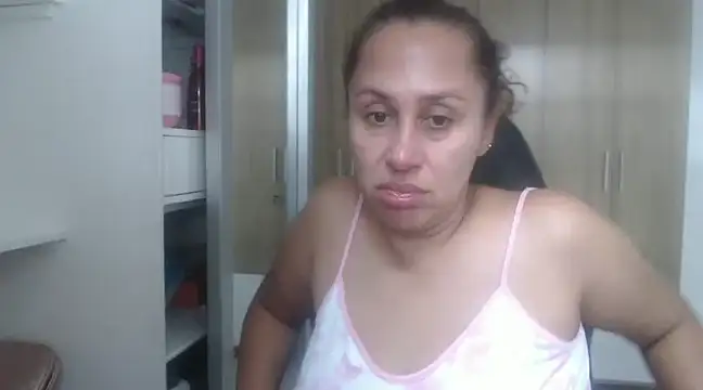 RoxanaLove9 online show from February 2025 09:14:01 PM