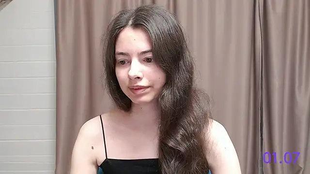 Snapshot of sweet_sweet_angel chatting on July 2026 03:30:01 AM sweet sweet angel online show from July 2026 03:30:01 AM
