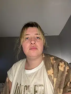 Curvy Rosie99 online show from December 2024 09:37:01 PM