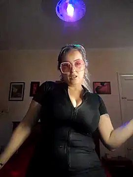 DesireSatler online show from November 2025 10:26:01 PM