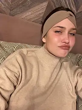 KikiWatson online show from January 2025 11:26:01 AM