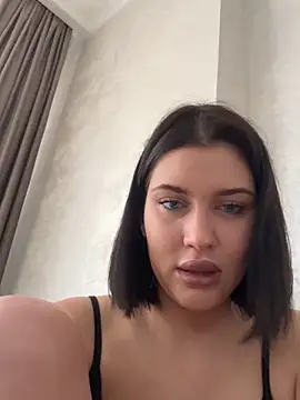 KikiWatson online show from February 2026 10:20:02 AM