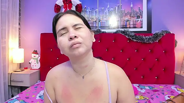 Snapshot of AbbyJonhs chatting on December 2024 01:10:02 PM AbbyJonhs online show from December 2024 01:10:02 PM