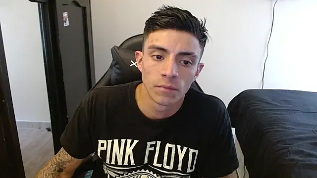 kv   xxx  online show from November 2025 06:29:01 PM