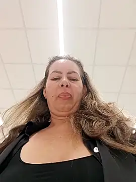 Snapshot of uber_babe chatting on March 2026 12:01:01 PM uber babe online show from March 2026 12:01:01 PM