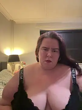 Snapshot of Viola_SassyX chatting on March 2025 11:26:01 PM Viola SassyX online show from March 2025 11:26:01 PM