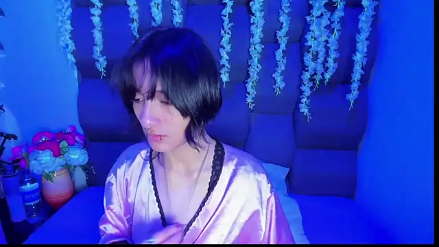 Snapshot of Danny_Face chatting on May 2026 02:00:01 PM Danny Face online show from May 2026 02:00:01 PM