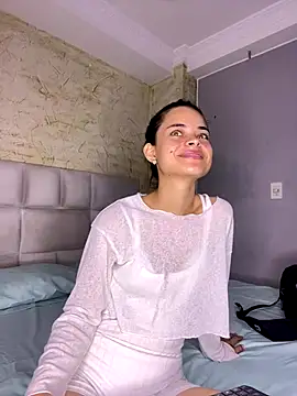 HannaRhodes online show from October 2025 01:56:01 PM