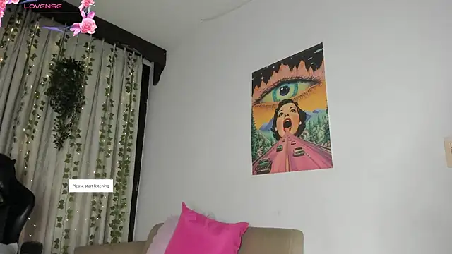 HannaRhodes online show from November 2025 11:20:01 AM