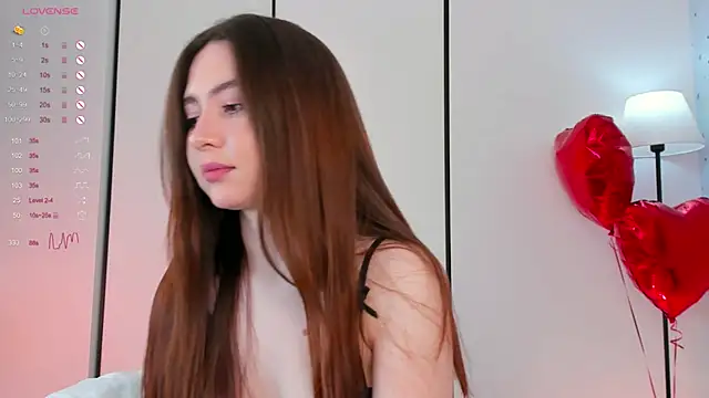 holyhee online show from February 2025 10:20:02 PM