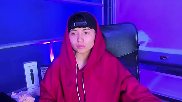 Snapshot of Im_Mathias chatting on December 2025 04:41:02 AM Im Mathias online show from December 2025 04:41:02 AM