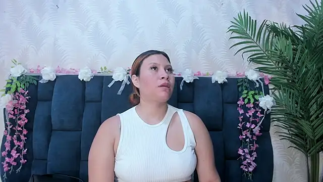 Snapshot of Melody_Megann chatting on July 2026 09:09:02 PM Melody Megann online show from July 2026 09:09:02 PM