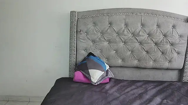 Nesuko kamado  online show from November 2025 04:31:02 PM