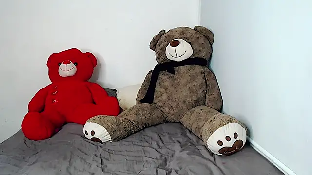 SamanthaaSmitt online show from February 2025 09:41:02 PM