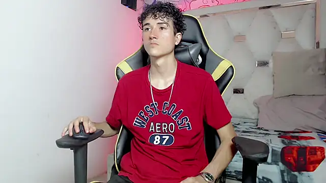 johnny cagee online show from October 2025 04:30:01 AM