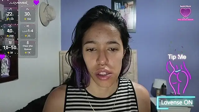Snapshot of stephania_t chatting on June 2026 01:17:02 PM stephania t online show from June 2026 01:17:02 PM