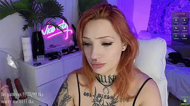 violetviolator online show from September 2025 04:36:02 AM