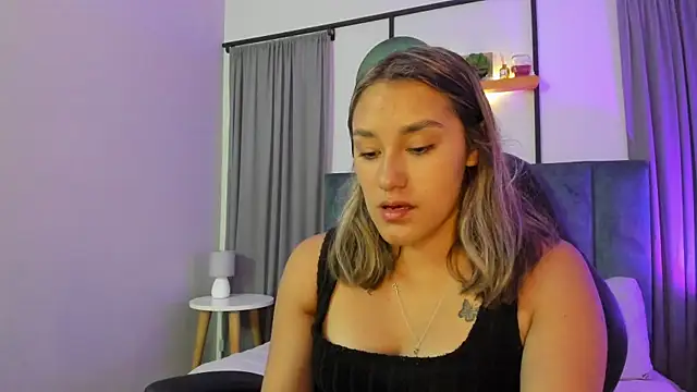  Sophie  miller online show from March 2026 03:01:02 PM