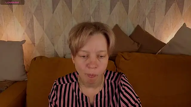Snapshot of Michelle_Blond chatting on July 2026 01:10:02 AM Michelle Blond online show from July 2026 01:10:02 AM
