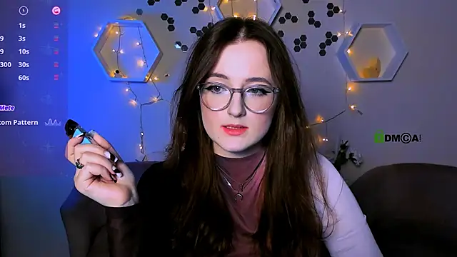 luna berryy online show from November 2025 08:41:02 PM