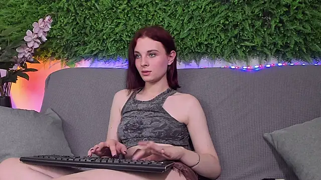 AprilAvery online show from February 2025 10:04:02 PM