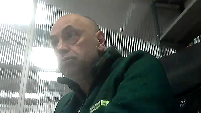 Snapshot of pantomax chatting on April 2026 12:13:01 AM pantomax online show from April 2026 12:13:01 AM