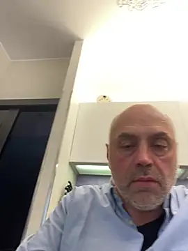 Snapshot of pantomax chatting on May 2026 03:18:01 PM pantomax online show from May 2026 03:18:01 PM