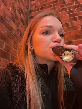 KitteCat online show from January 2025 12:41:02 PM