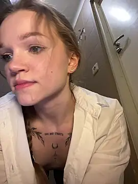 KitteCat online show from February 2025 06:20:01 PM