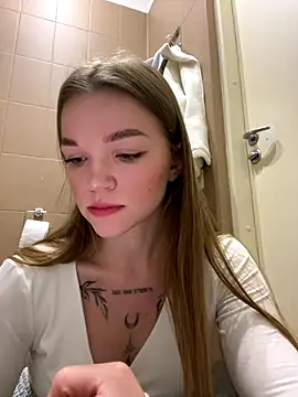 KitteCat online show from September 2025 07:02:01 AM