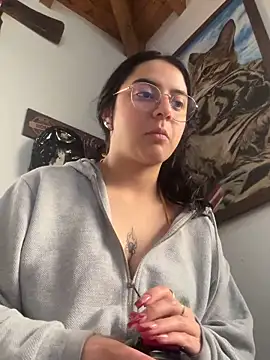 Snapshot of Cassie-millers chatting on January 2025 07:07:02 PM Cassie-millers online show from January 2025 07:07:02 PM