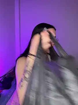 Snapshot of Cassie-millers chatting on February 2025 02:24:01 PM Cassie-millers online show from February 2025 02:24:01 PM