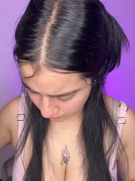 Snapshot of Cassie-millers chatting on February 2025 04:56:02 PM Cassie-millers online show from February 2025 04:56:02 PM