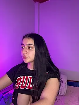 Snapshot of Cassie-millers chatting on February 2025 04:15:02 PM Cassie-millers online show from February 2025 04:15:02 PM