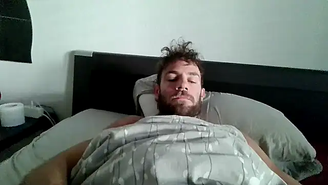 alpha-hunk online show from October 2025 06:55:02 AM