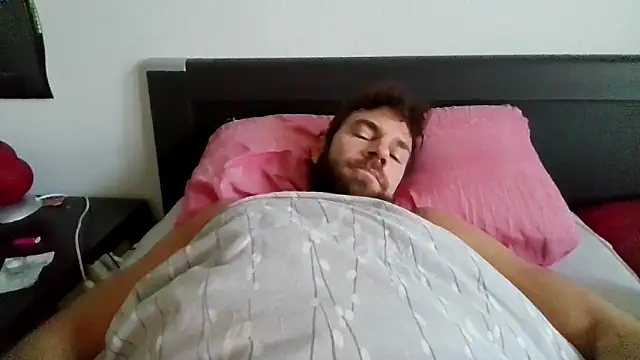 alpha-hunk online show from October 2025 08:53:01 AM