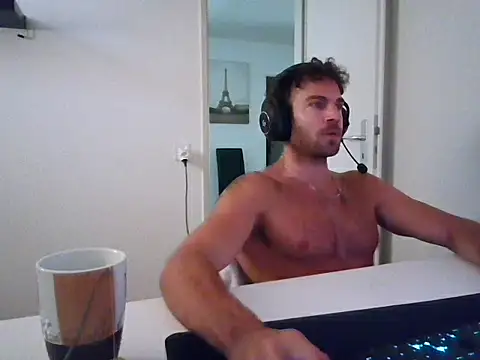 Snapshot of alpha-hunk chatting on June 2026 08:53:01 AM alpha-hunk online show from June 2026 08:53:01 AM