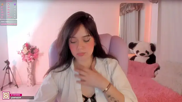 Snapshot of Paula_cutee chatting on January 2025 07:07:02 AM Paula cutee online show from January 2025 07:07:02 AM