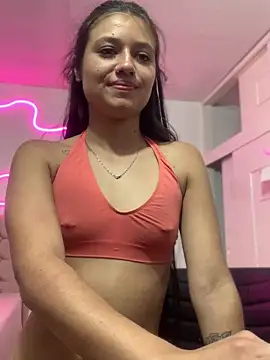 Snapshot of Kyna_euphoria chatting on January 2025 01:30:01 AM Kyna euphoria online show from January 2025 01:30:01 AM