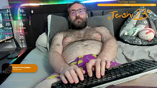 Snapshot of tenshi23strip chatting on May 2026 04:28:02 AM tenshi23strip online show from May 2026 04:28:02 AM