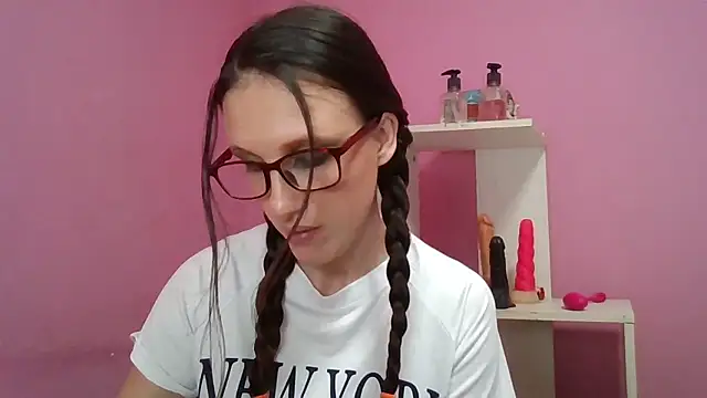 LolaBoobs online show from January 2026 06:17:01 AM