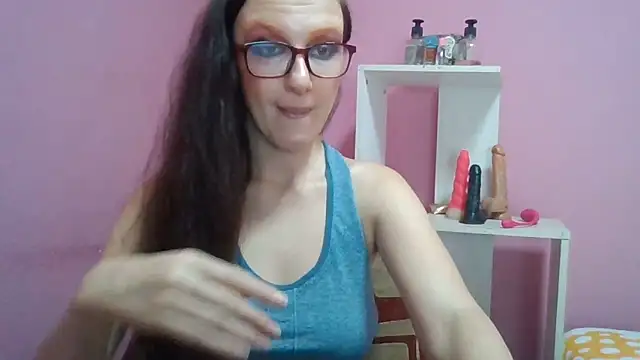 Snapshot of LolaBoobs chatting on June 2026 06:00:02 AM LolaBoobs online show from June 2026 06:00:02 AM