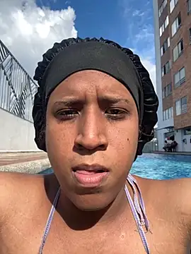 zahrivk1 online show from October 2025 07:47:02 PM