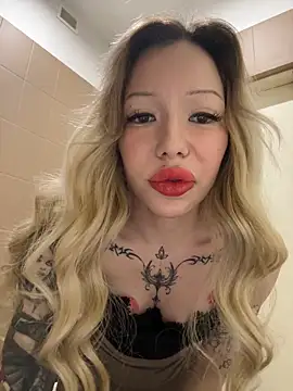 Snapshot of babydolll chatting on February 2026 01:08:02 PM babydolll online show from February 2026 01:08:02 PM