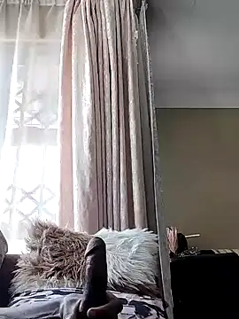 skinnybuddy online show from December 2024 12:23:01 PM