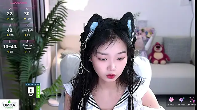 Snapshot of Sheep-1 chatting on December 2024 08:11:01 AM Sheep-1 online show from December 2024 08:11:01 AM