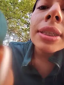 Caro kitty- online show from October 2025 11:36:01 AM