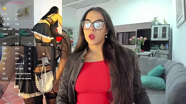 Caro kitty- online show from November 2025 12:28:02 PM