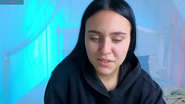 CooperAllana online show from November 2025 07:18:02 AM